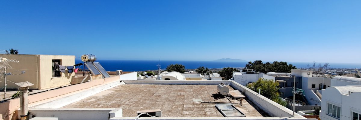 Sejour-romantique-a-Santorin-2022-09–20220919_115216-Camille Blanchet Sejour-romantique-a-Santorin-2022-09--20220919_115216-Camille Blanchet