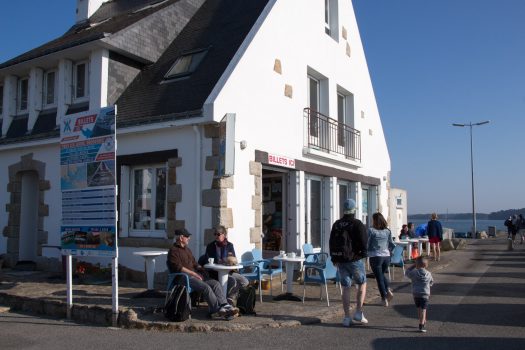 croisiere_golfe_morbihan_les_pieds_dans_le_vide