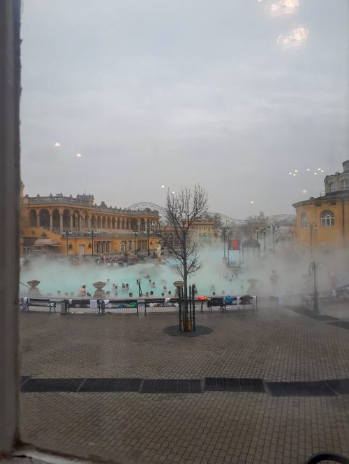 thermes-schezenyi-budapest-les-pieds-dans-le-vide thermes-schezenyi-budapest-les-pieds-dans-le-vide